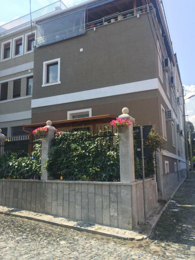 Hotel Bujtina Bicolli Корча Экстерьер фото